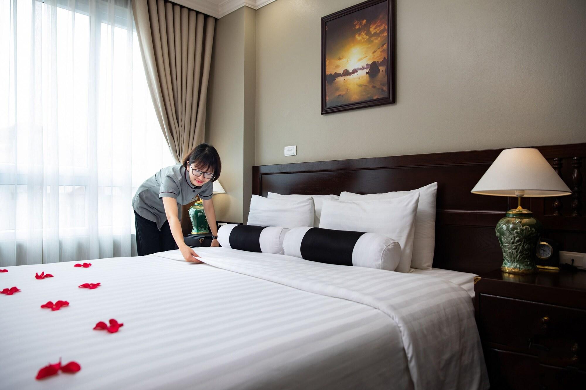 Hanoi Golden Lotus Aman Hotel Экстерьер фото