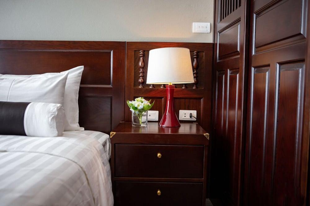 Hanoi Golden Lotus Aman Hotel Экстерьер фото