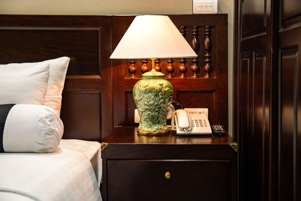 Hanoi Golden Lotus Aman Hotel Экстерьер фото